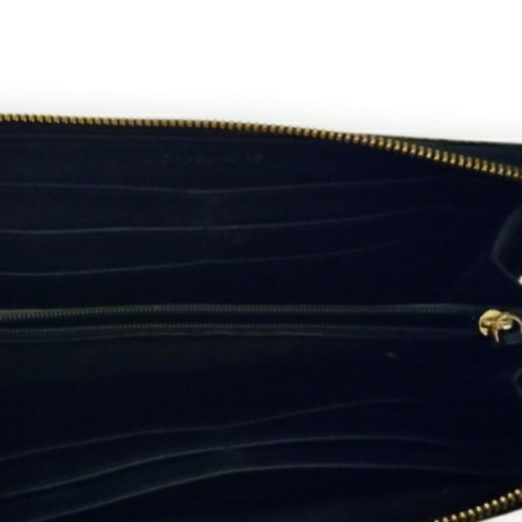 Michael Kors Snakeskin Wallet - Picture 3 of 4